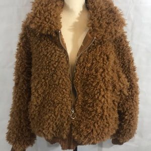 Women’s NWT Brown Bomber Jacket Zipper front